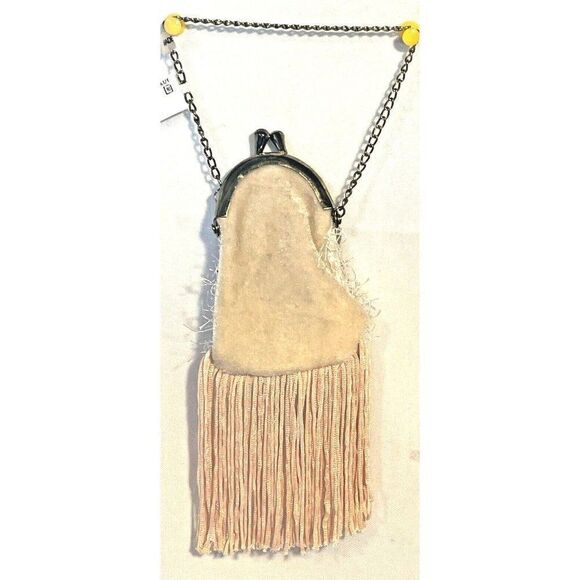 Floral Coin Change Purse W Fringe on a chain - Picture 4 of 5